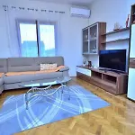 Dinko Villa Pridraga