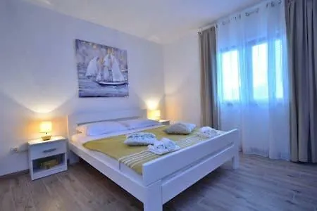 Villa Dinko *