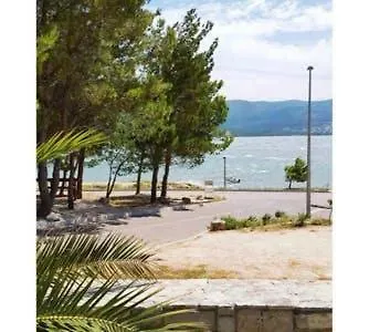 Villa Dinko