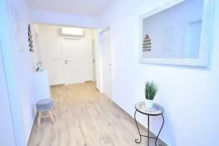 Vila Dinko *