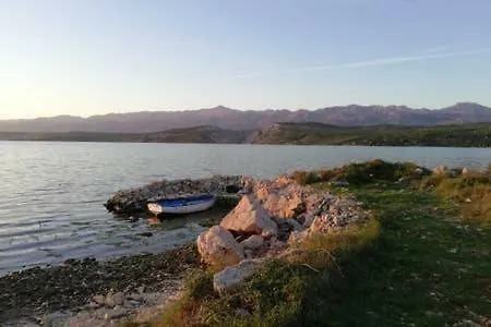 Dinko Villa Pridraga
