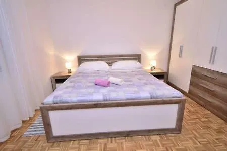 Villa Dinko Pridraga