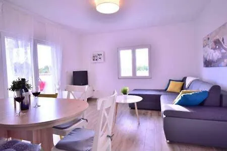 Dinko Villa